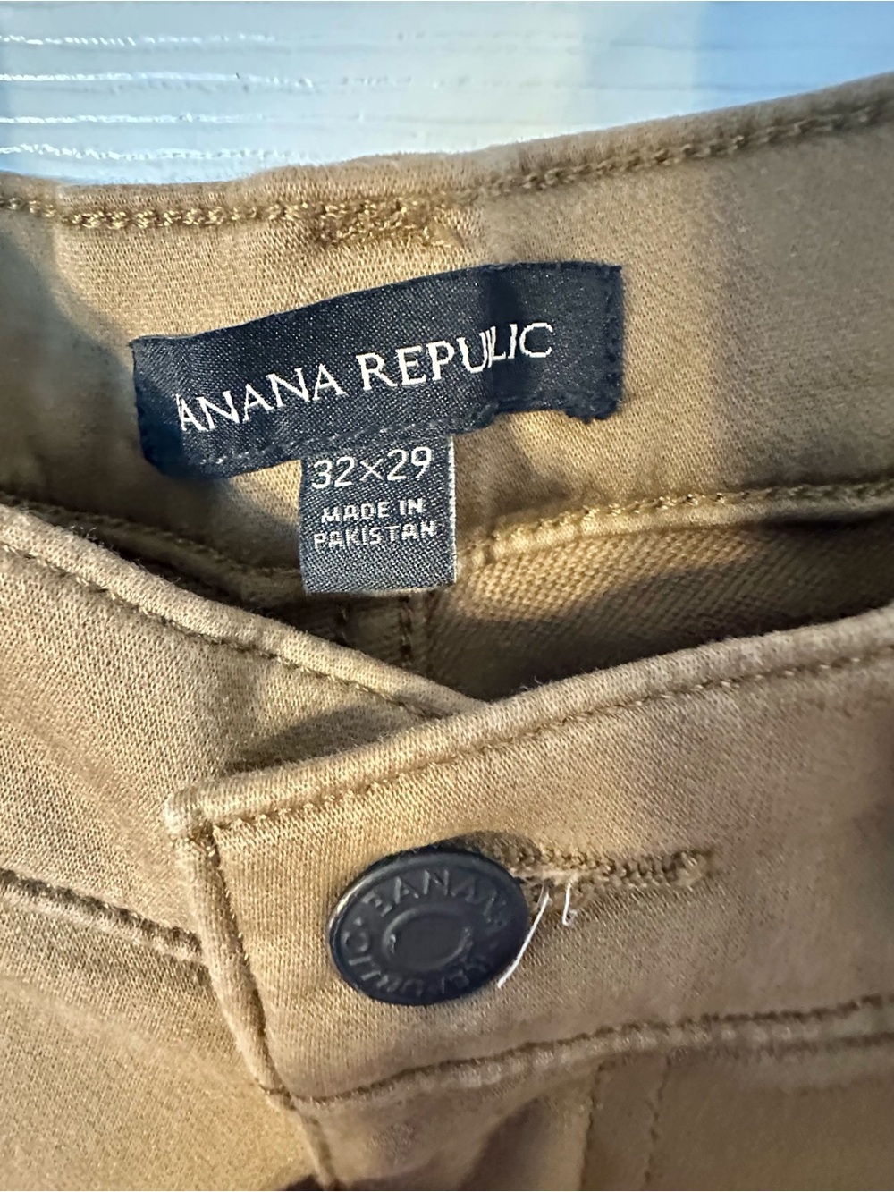 Banana Republic mens39X32 Tan Chinos Pants